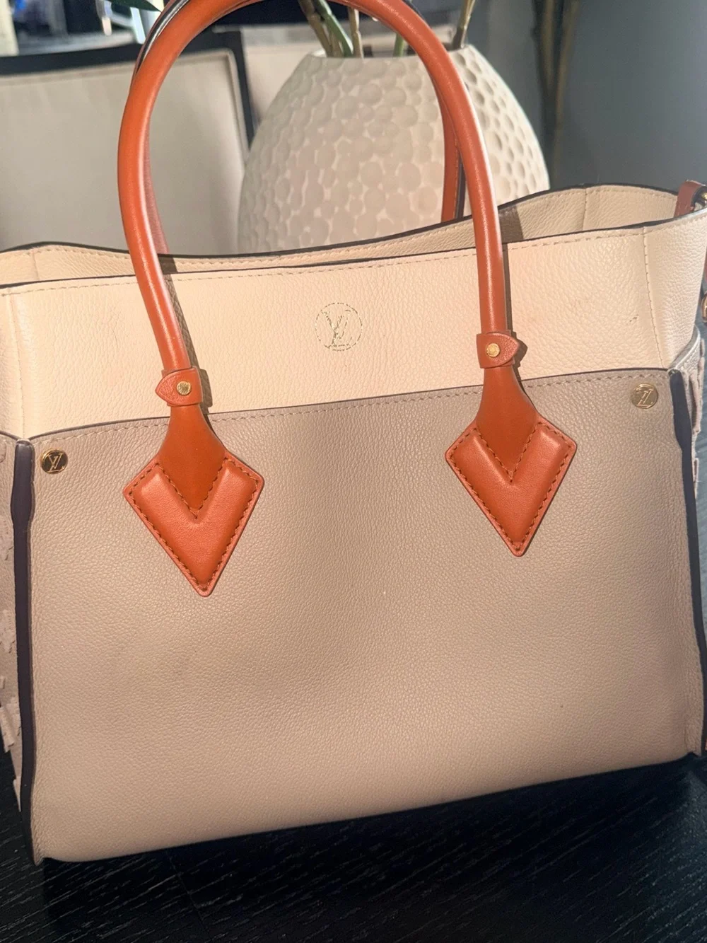 Louis Vuitton AUTHENTIC LOUIS VUITTON ON MY SIDE TOTE – NEUTRAL / CARAMEL